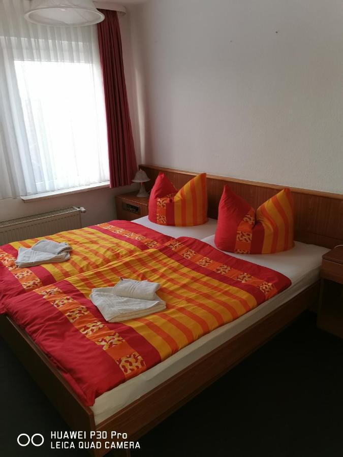 Pension Am Stadion Koelleda Ngoại thất bức ảnh